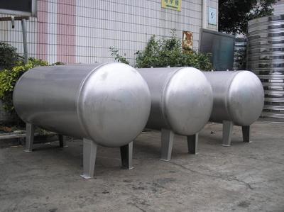 太陽能熱水器不銹鋼制品 綠色能源與耐用材料的完美結(jié)合